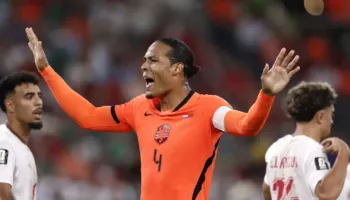 96 ndeshje si “tulipan”, Virgil Van Dijk zbulon të ardhmen e tij në kombëtaren holandeze