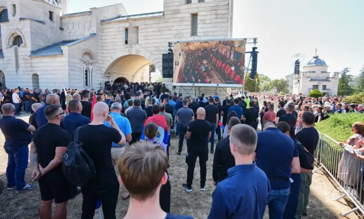 A do t’i ndalohet rruga në BE? Costa dhe Von der Leyen: Të shokuar nga Serbia me funeralin e Mlladiç