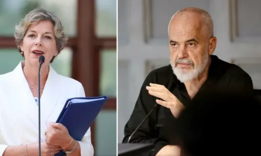A duhet Rama të ndryshojë qeverinë pas dorëheqjes së Evis Salës?