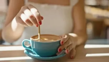 A duhet të shmangin kafenë personat me grupin e gjakut zero? Çfarë thotë shkenca