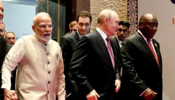 A mund ta bëjnë Xi Jinping dhe Modi atë që nuk e bëri Trump? Rusia hap derën për negociata