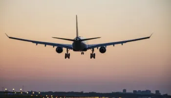 Aeroportet polake në Lublin dhe Rzeszow rifillojnë fluturimet –
