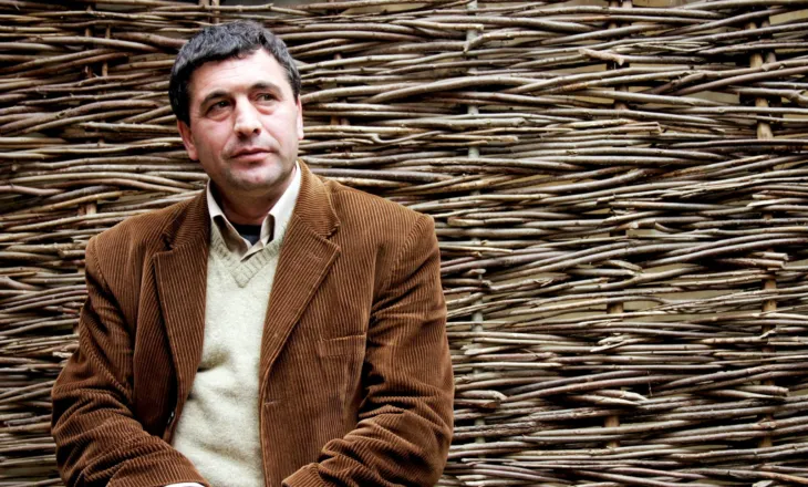 Agron Tufa: Shqipëria