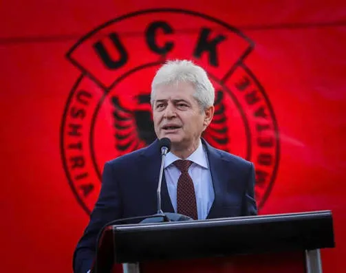 Ahmeti trondit me deklaratën pas vendimit në Hagë