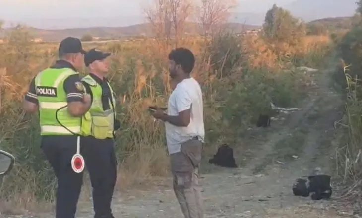 Aksident dramatik në aksin Lushnjë-Berat, motori me 2 emigrantë nga Bangladeshi përfundon në kanal, njëri përfundon në spital