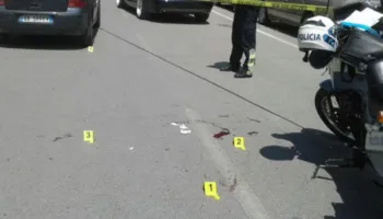 Aksident fatal në Elbasan, makina përplas për vdekje një grua