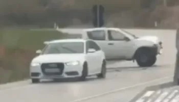 Aksident i rëndë në Orikum, dy automjete përplasen me njëri-tjetrin (VIDEO)