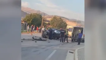 Aksident në aksin Kuçovë-Berat, përplasen dy automjete, raportohet për dy të plagosur