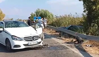 Aksident në aksin Lushnje – Berat, 2 të plagosur rëndë! U përplasën 3 makina