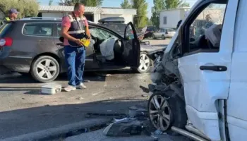 Aksident në aksin rrugor Lezhë-Shkodër, plagosen tre persona