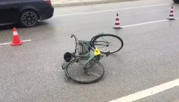 Aksident tragjik në Bradashesh-Peqin/ Makina e përplasi teksa lëvizte me biçikletë, 69-vjeçari ndërron jetë rrugës për Tiranë