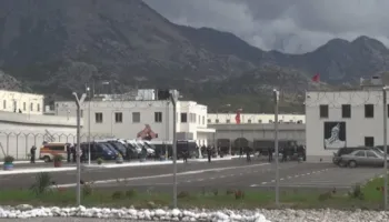 Aksion në burgun e Reçit dhe të Burrelit, gjenden sende të ndaluara në disa qeli