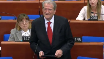 Alarmi i Berishës në KiE: Shpopullimi, Shqipëria përballë kërcënimit ekzistencial