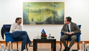 Albin Kurti vlerëson regjisorin Visar Morina dhe filmin “Shame and money”
