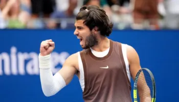 Alcaraz i pandalshëm në US Open, spanjolli “fluturon” drejt çerekfinales
