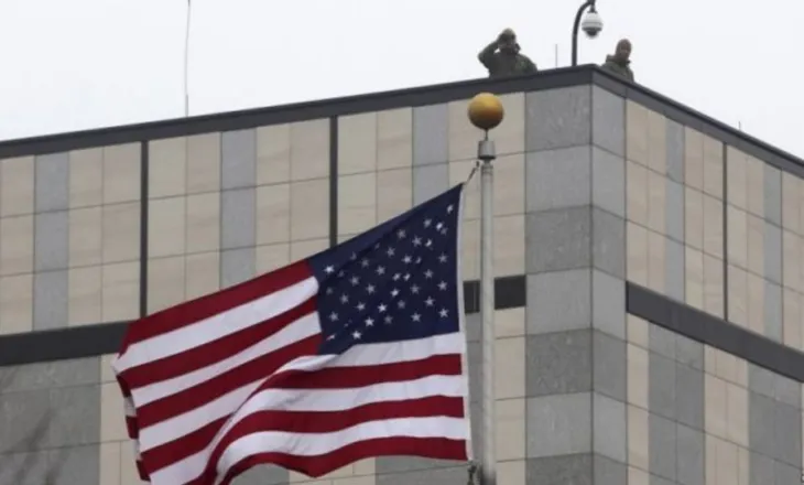 Ambasada amerikane në Kosovë ngre alarm për 16 shtatorin: Shmangni lëvizjet afër demonstratave