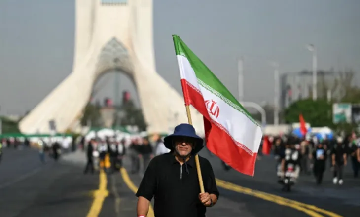 Ambasada virtuale amerikane në Iran u bën thirrje qytetarëve: Largohuni nga vendi urgjent