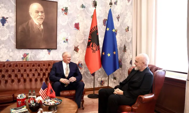 Ambasadori i SHBA Eric Wendt ‘zbarkon’ në Kryeministri, takim ‘kokë më kokë’ me Ramën