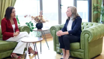 Ambasadorja e BE takohet me kryetaren e KLP: Një sistem i fortë drejtësie është thelbësor për të ardhmen e Shqipërisë