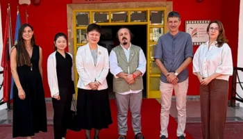 Ambasadorja e Kinës në Shqipëri, Pang Chunxue, vizitoi Arkivin Qendror Shtetëror të Filmit