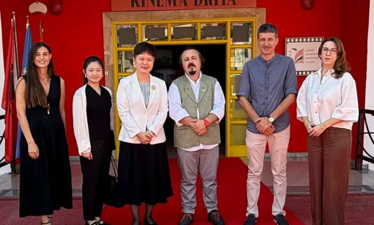 Ambasadorja e Kinës në Shqipëri, Pang Chunxue, vizitoi Arkivin Qendror Shtetëror të Filmit