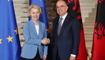 “Ambicia jonë të ruajmë ritmin, kemi besim te procesi”- Presidenti Begaj takohet me Ursula von der Leyen: E vetmja rrugë për BE, ajo e reformave