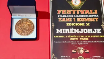 Ansambli Kombëtar nderohet me Medaljen e Mirënjohjes në Kosovë