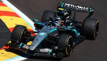 Antonelli triumfon në Spanjë dhe shkëputet 81 pikë, Max e Norris në podium, Ferrari me hope