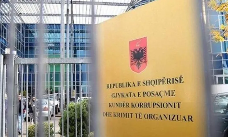Apeli nuk zbaton rregulloren e re të GJKKO, lejon gazetarët me celularë në gjyqe