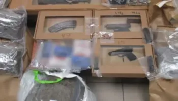 Arratisja e Gentian Çipit! Media greke publikon fotot e sendeve të sekuestruara gjatë operacionit të vitit 2025
