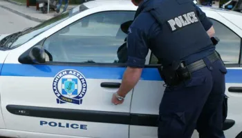 Arrestohet shqiptari në Rodos, 35 gramë kokainë çuan policinë në sekuestrimin e  një milion eurove