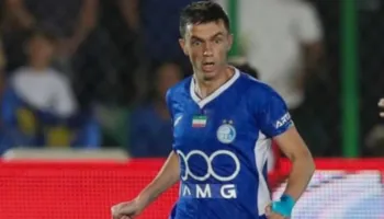 Asani protagonist në derbin e Iranit, goli i tij vulos barazimin