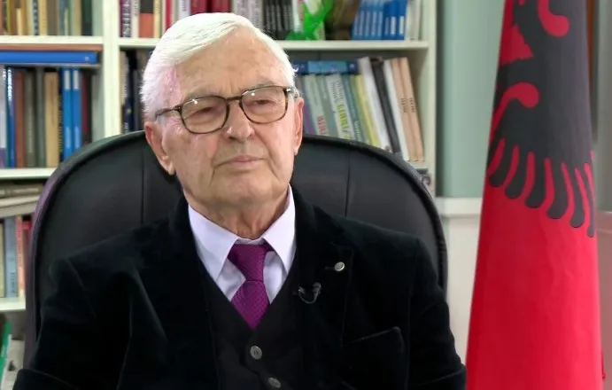 “Asnjë gjyqtar nga Haga nuk i përket Kosovës”- Dënimi i ish-liderëve të UÇK, reagon Meidani: Konteksti historik s’diskutohet, populli viktimë e dhunës serbe