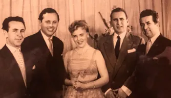Avni Mula, Nina Mula, Ibrahim Tukiçi, Boris Plumbi e Gjon Athanas… “të pavdekshmit” në një foto