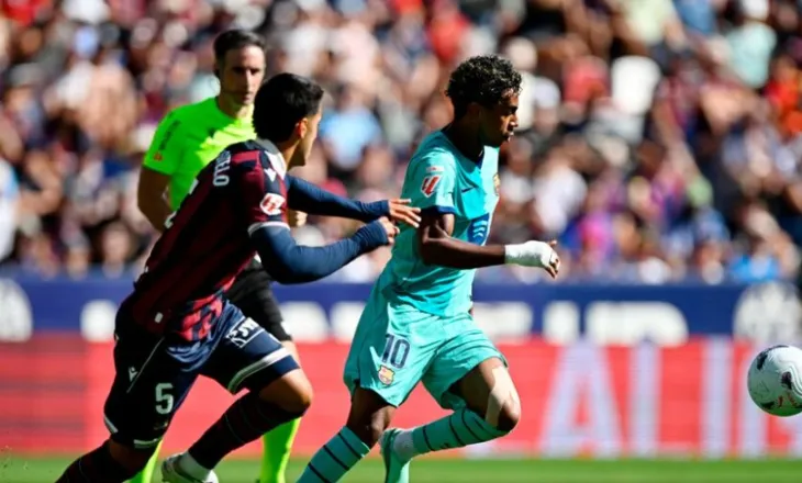 Barcelona bën detyrën ndaj Levante, por rrezikon shumë në fund (video)