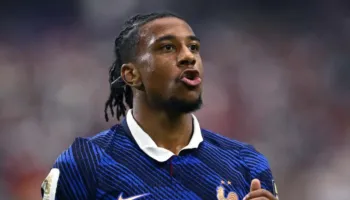 Bayern Munich “blindon” Olise, klubi bavarez ka një objektiv të madh për sezonin 2027/28