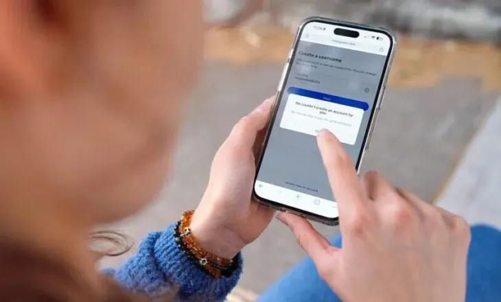BE miraton Aktin KIDS që kufizon aksesin në mediat sociale për fëmijët nën 13 vjeç