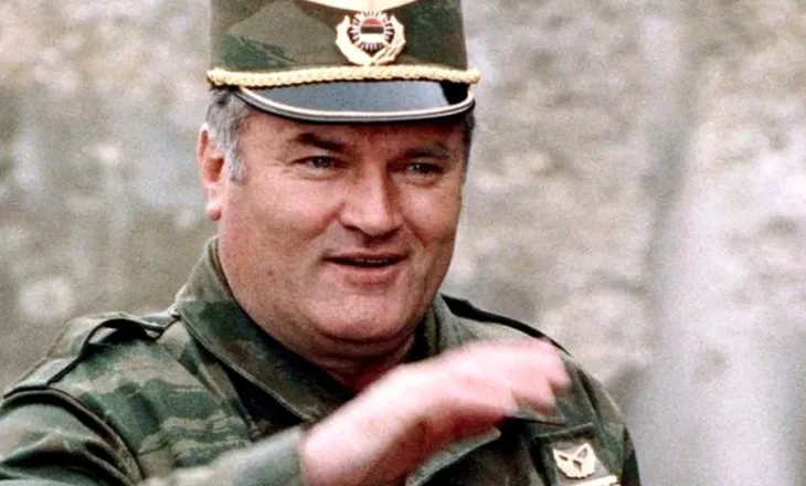 BE reagon pas vdekjes së Mlladiqit dhe ceremonisë shetërore në Serbi: Kriminel lufte, glorifikimi i tij nuk ka vend në Evropë
