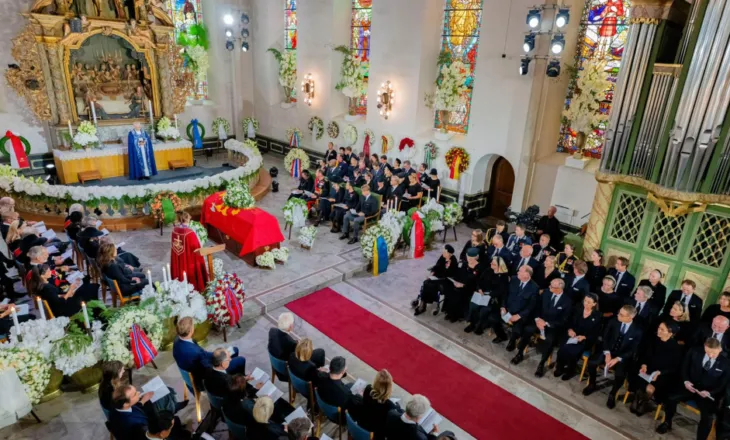 Begaj në Oslo për ceremoninë e lamtumirës së Mbretit Harald V