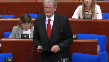Berisha në Këshillin e Europës: Shqipëria përballë një kërcënimi ekzistencial, qëndrim për të shpëtuar kombin