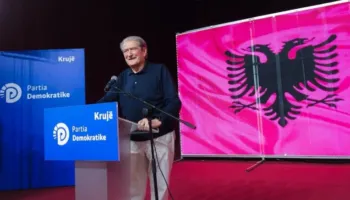 Berisha nga Kuvendi i PD në Krujë: Protesta e ka bërë Ramën njeriun më të urryer! Jemi njerëz të sheshit dhe moralit!