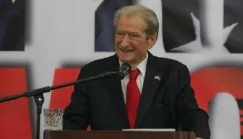 Berisha sulmon Ramën nga SHBA: Ky monstër bllokon drejtësinë me 83 mandatet e krimit