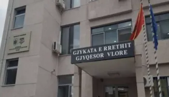 Bllokimi i pagave çoi në bojkot, Gjykata e Vlorës rikthehet në normalitet nga e hëna