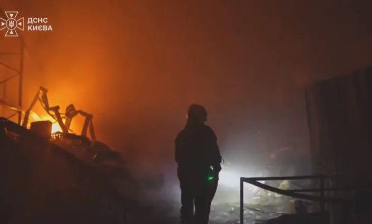 Bombardimet “shkundin” Kievin, viktima e të plagosur, Polonia dhe Rumania ngrenë avionët në ajër