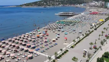 Bregdeti i Lezhës tërhoqi më shumë vizitorë, gushti shënon rritje 20%