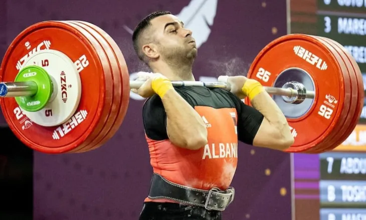 Briken Calja i jashtëzakonshëm, medalje ari në stilin e shkëputjes në peshën 75kg në Lojërat Mesdhetare