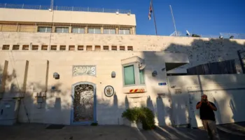 Britania përplaset me Izraelin, Tel Avivi mbyll konsullatën britanike në Jerusalemin lindor