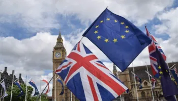 Britania shqyrton mundësinë e rikthimit në BE –