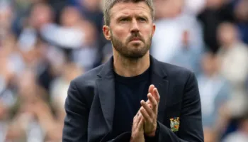 Carrick: I zhgënjyer pasi e kishim fitoren në dorë, duhet të menaxhojmë më mirë epërsinë