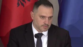 “Çfarë trafiku armësh? A jeni në terezi?”, Nufi mohon akuzat pas audios së publikuar nga Ahmetaj